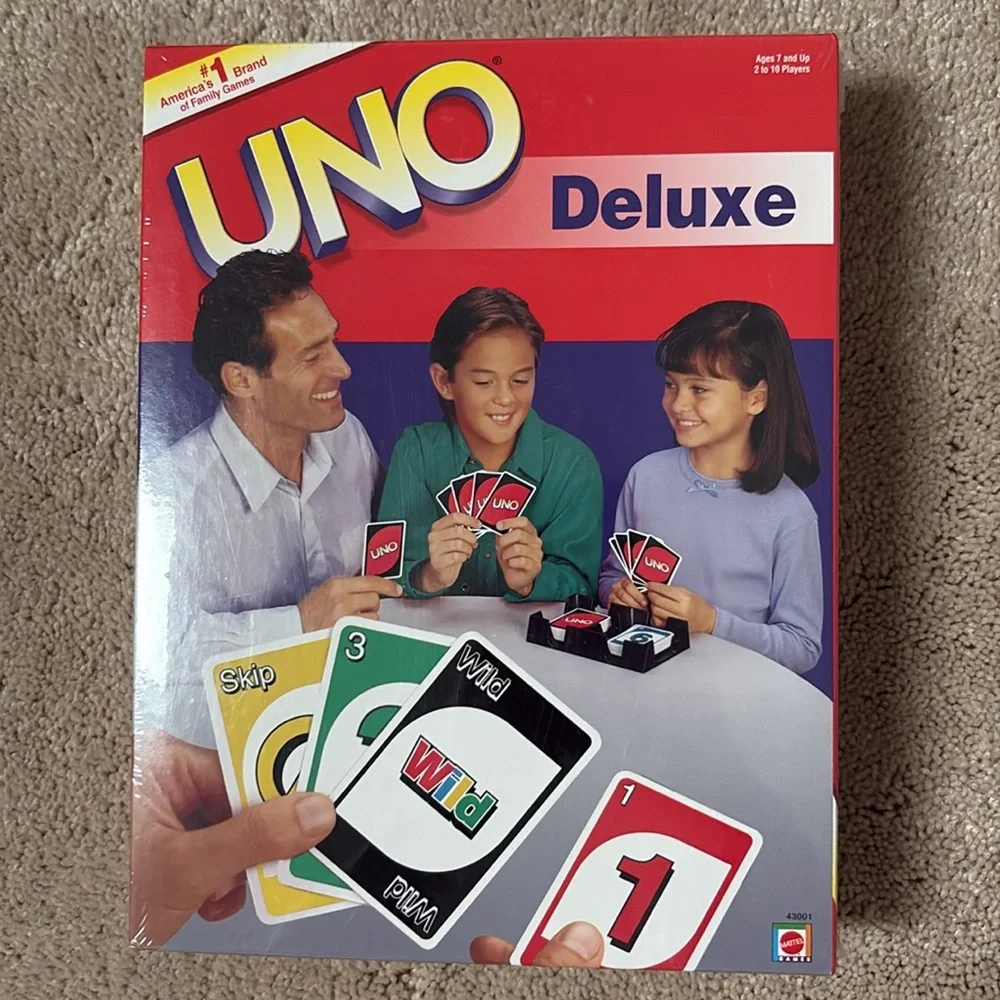 UNO Deluxe Edition Card Game